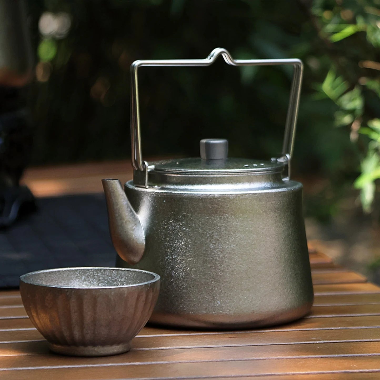 Titanium 900ml / 30.43 fl oz Bushcraft Kettle - Crystallized