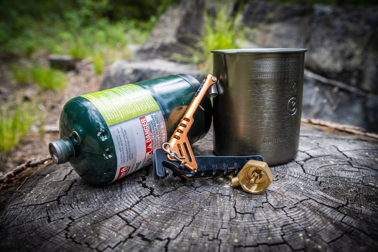 Outdoor Element Handled Pot Gripper