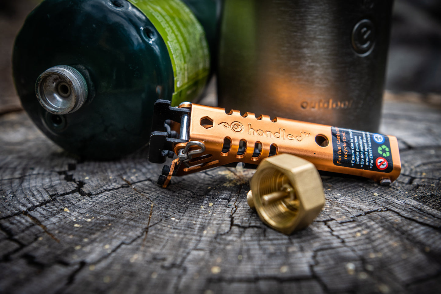 Outdoor Element Handled Pot Gripper